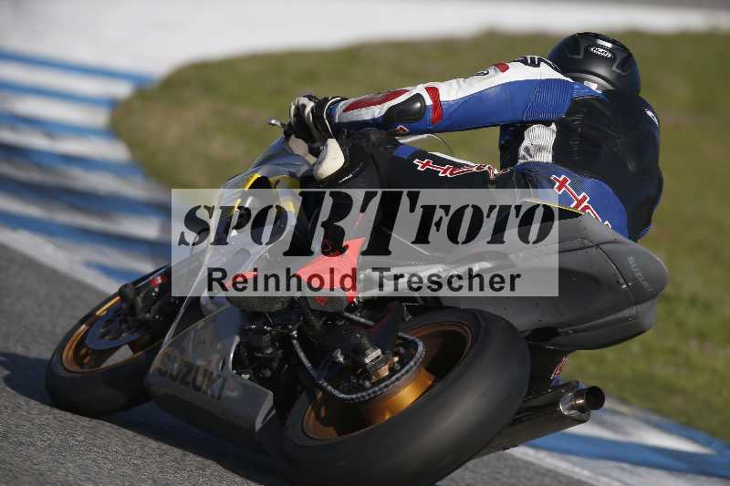 /Archiv-2024/02 29.01.-02.02.2024 Moto Center Thun Jerez/Gruppe gruen-green/backside